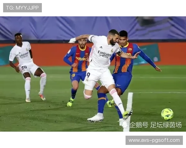 “门兴4-0大胜圣保利，德国杯主场延续14年对赛不败纪录”